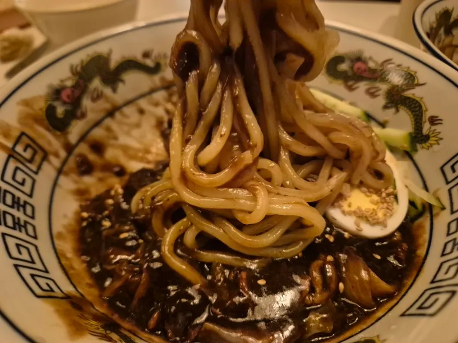 Regular jjajangmyeon mixed together