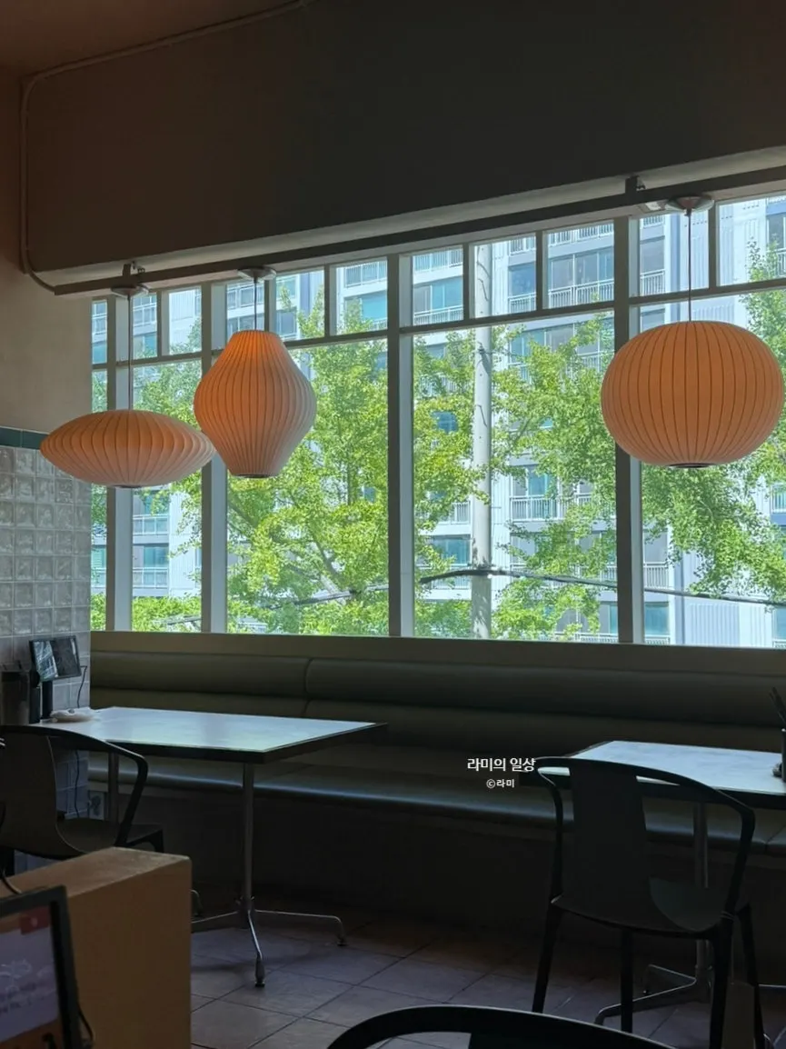 Interior seating area with lighting at the Chinese restaurant