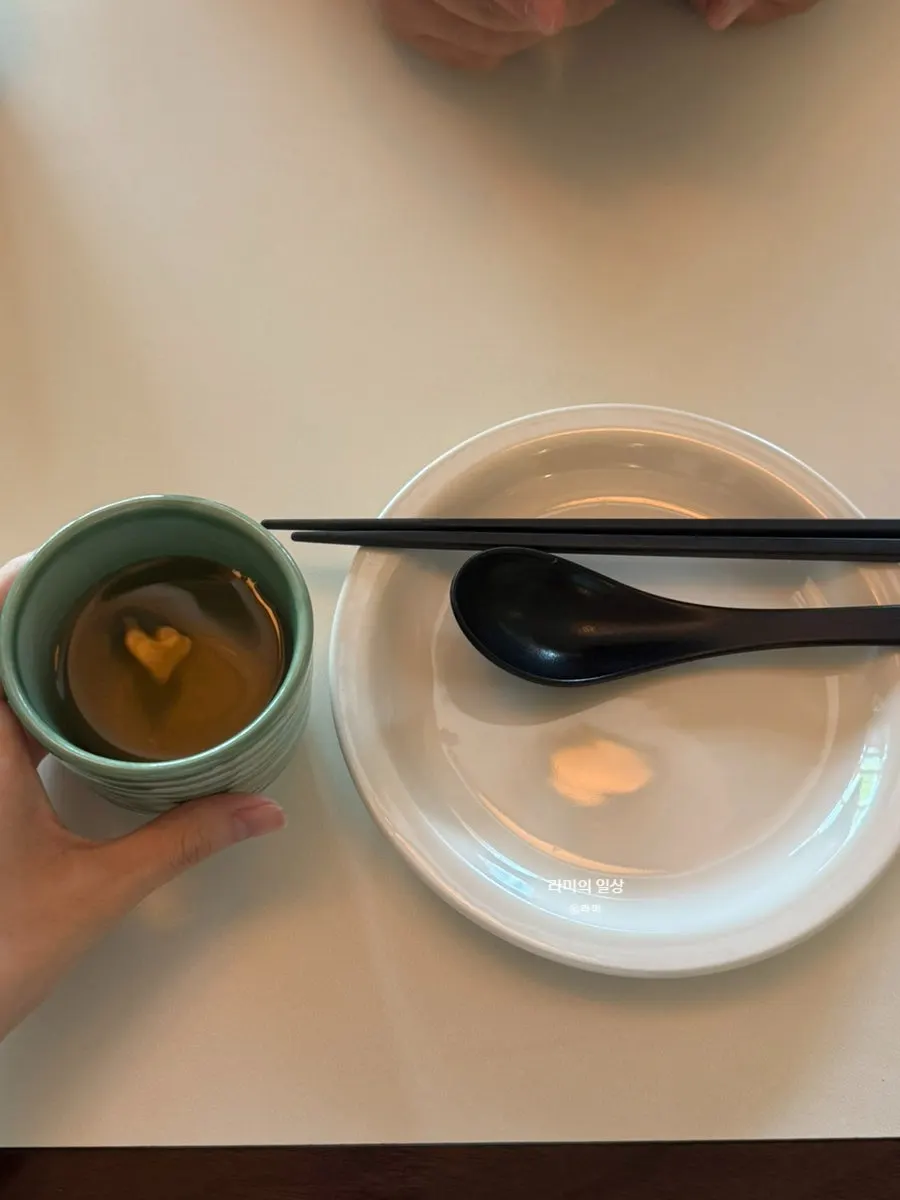 A spread of jjamppong, sweet and sour pork, and jjajangmyeon