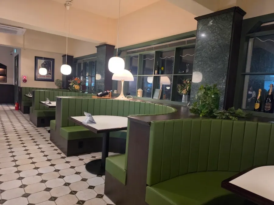 Interior atmosphere at Bueokgan Haeundae Branch