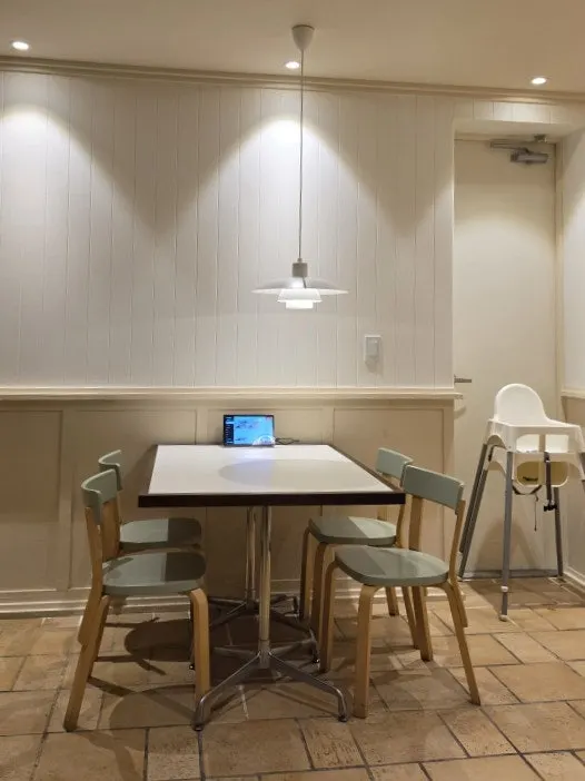 Upscale and polished interior atmosphere