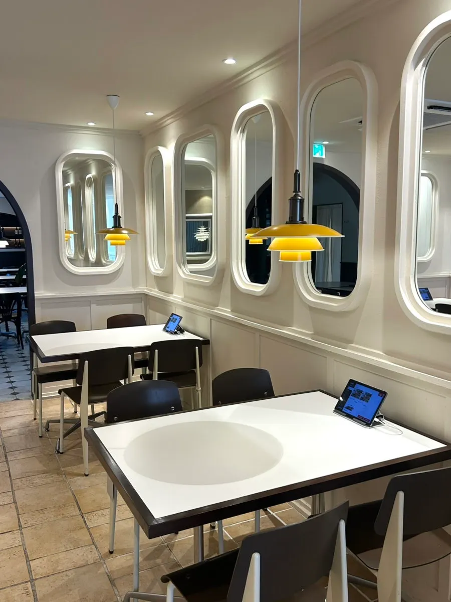Space at Bueokgan Haeundae Branch decorated with vintage props