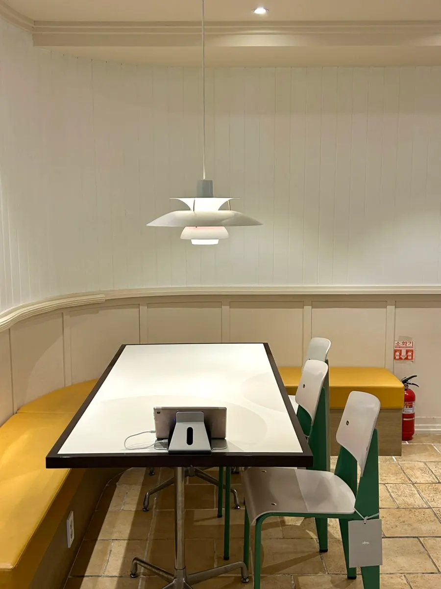 European-style interior of Bueokgan Haeundae Branch