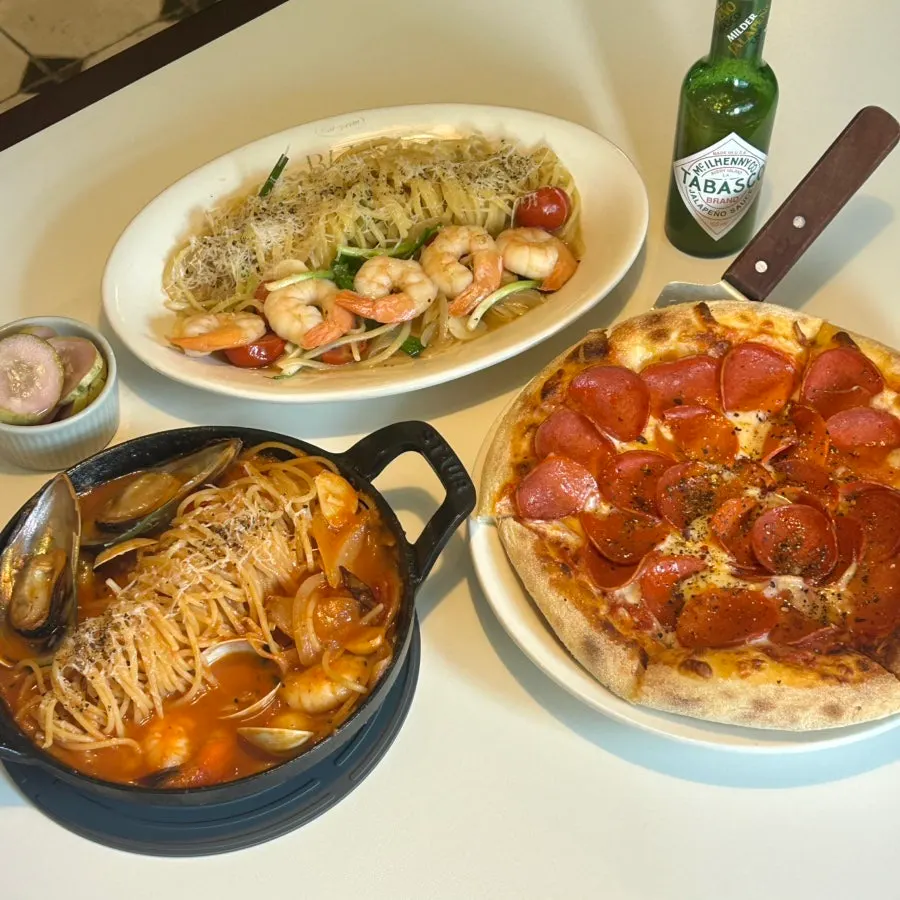 Closing shot of the brunch spread at Bueokgan Haeundae Branch