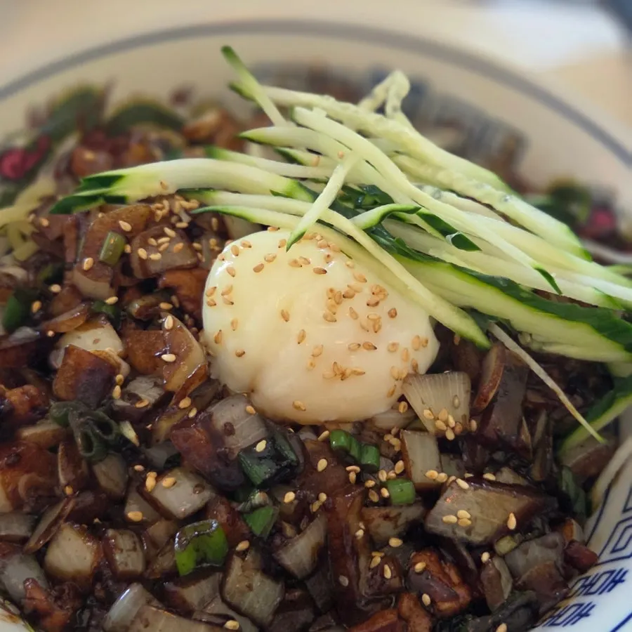 Jumbo poached-egg pork belly jjajangmyeon