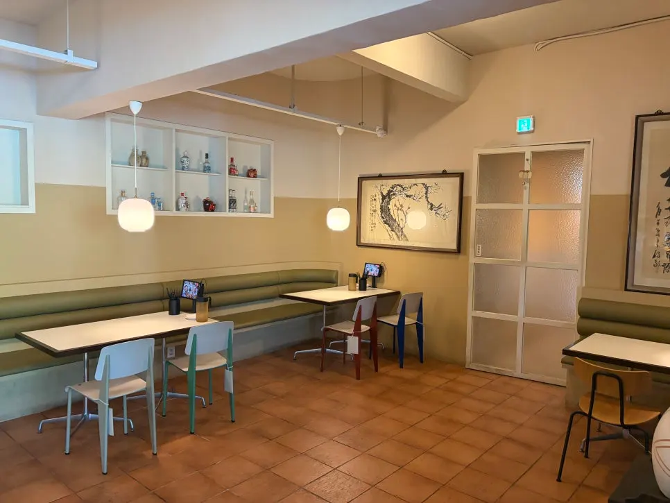 Interior of Bueokgan Chinese Haeundae Branch with soft lighting