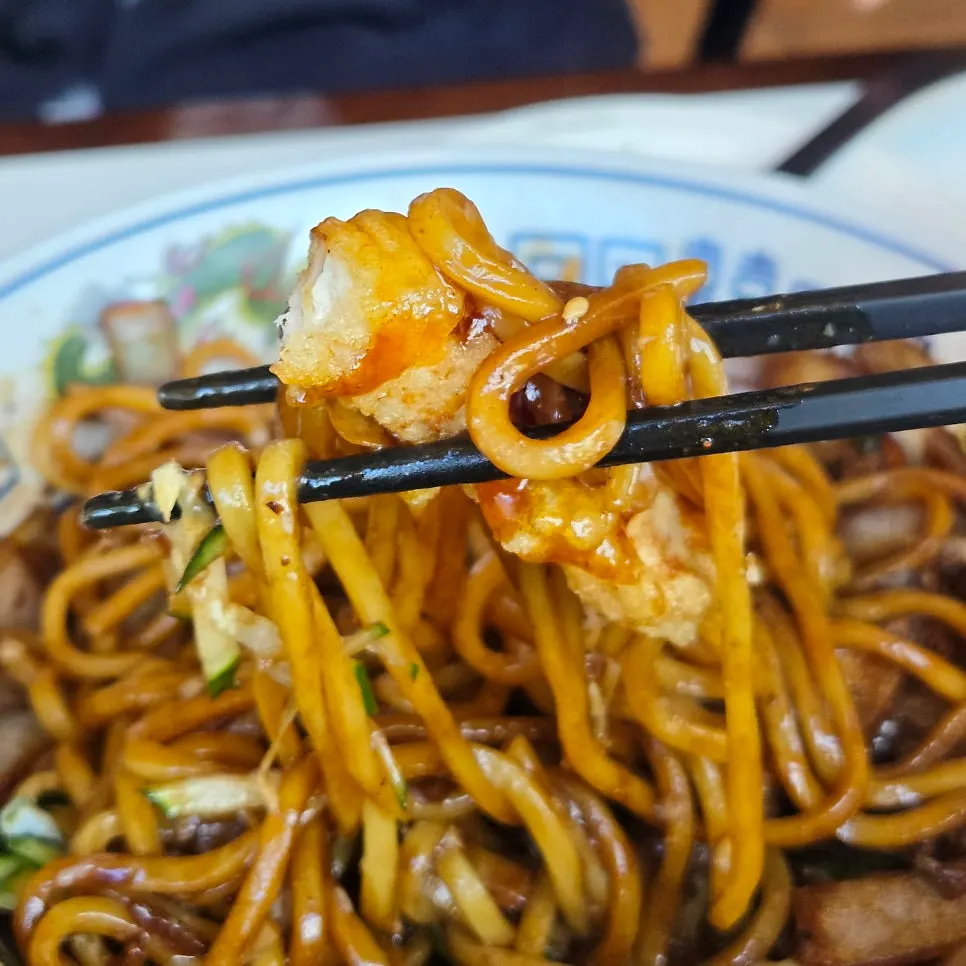 Table set with tangsuyuk and jjajangmyeon together