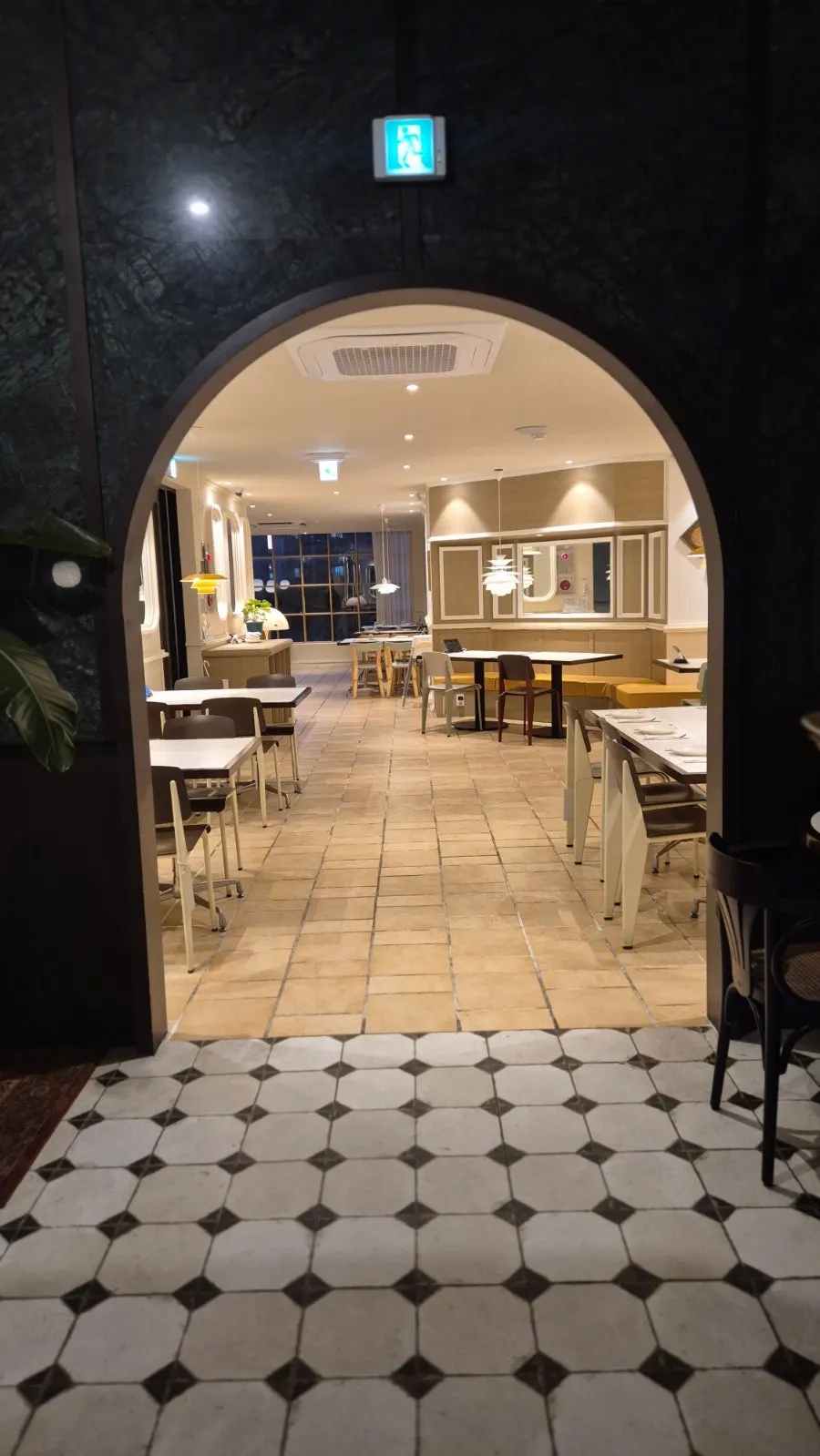 Interior design of Bueokgan Haeundae Branch