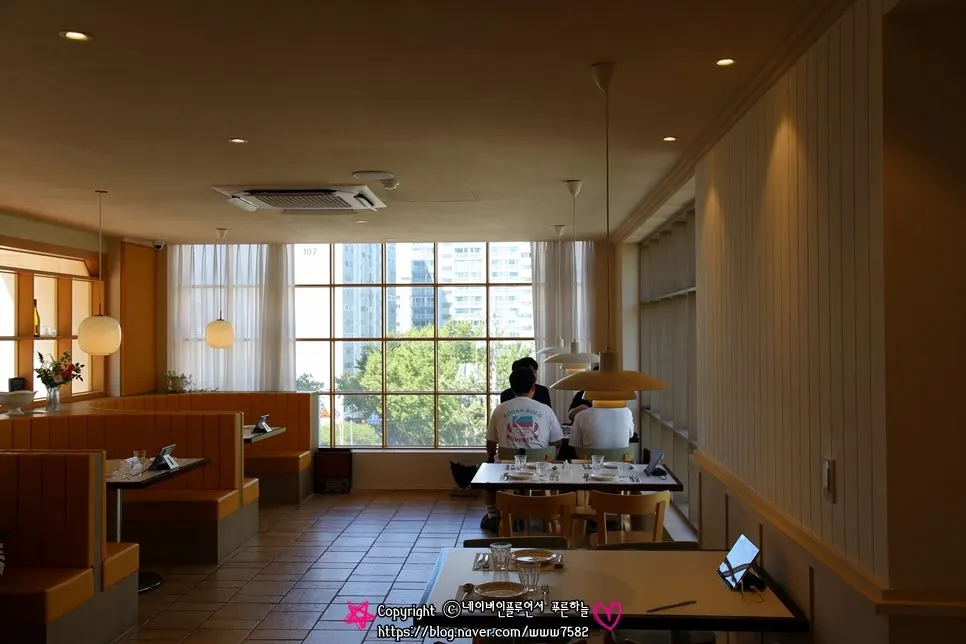 Final photo of the hall at Bueokgan Haeundae Branch