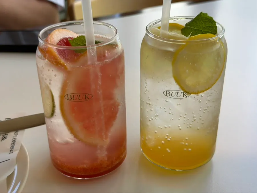 Lemonade and grapefruit ade