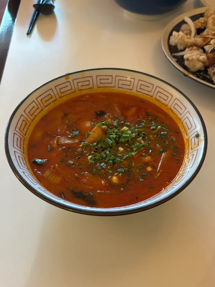 우삼겹 소고기 짬뽕밥 한 그릇