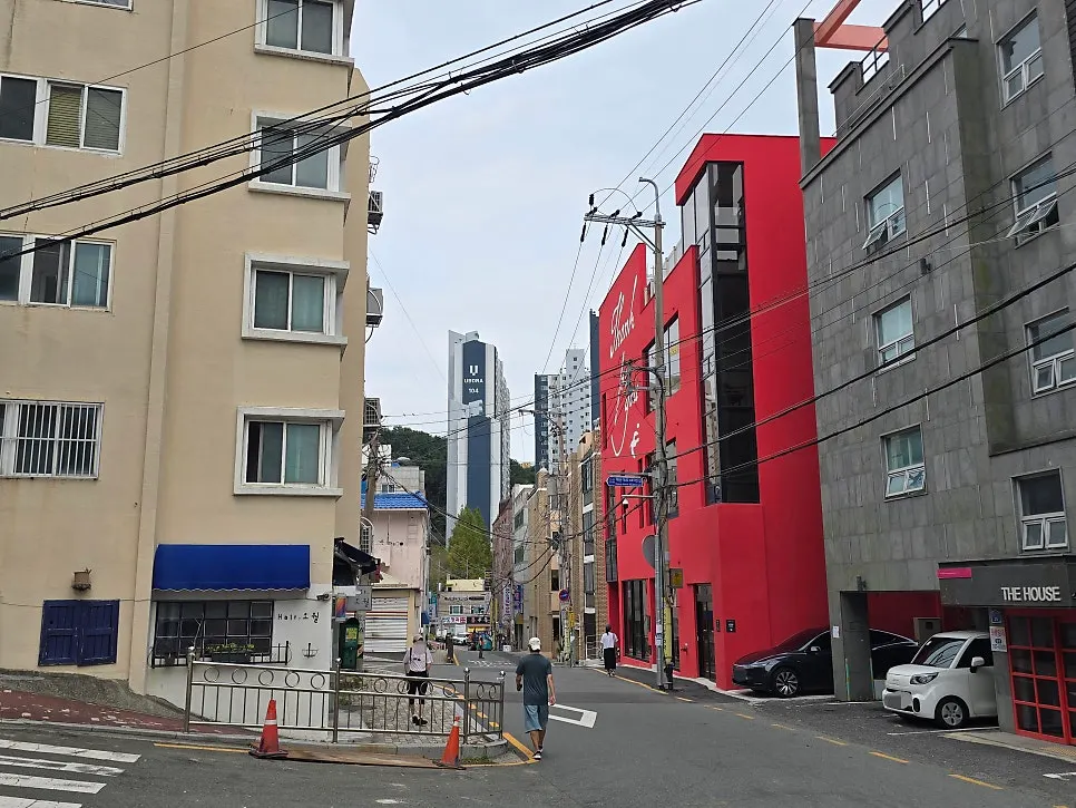 스미스씨네농장 입구 주변 거리 모습