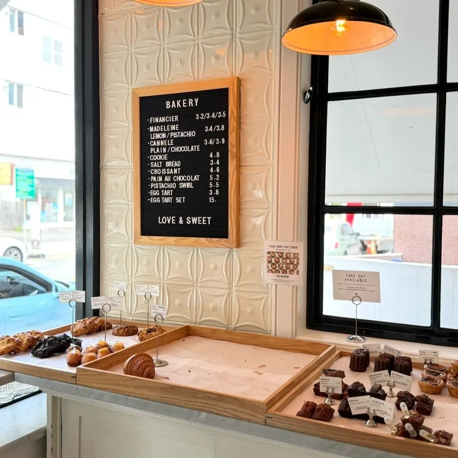Café drink order counter