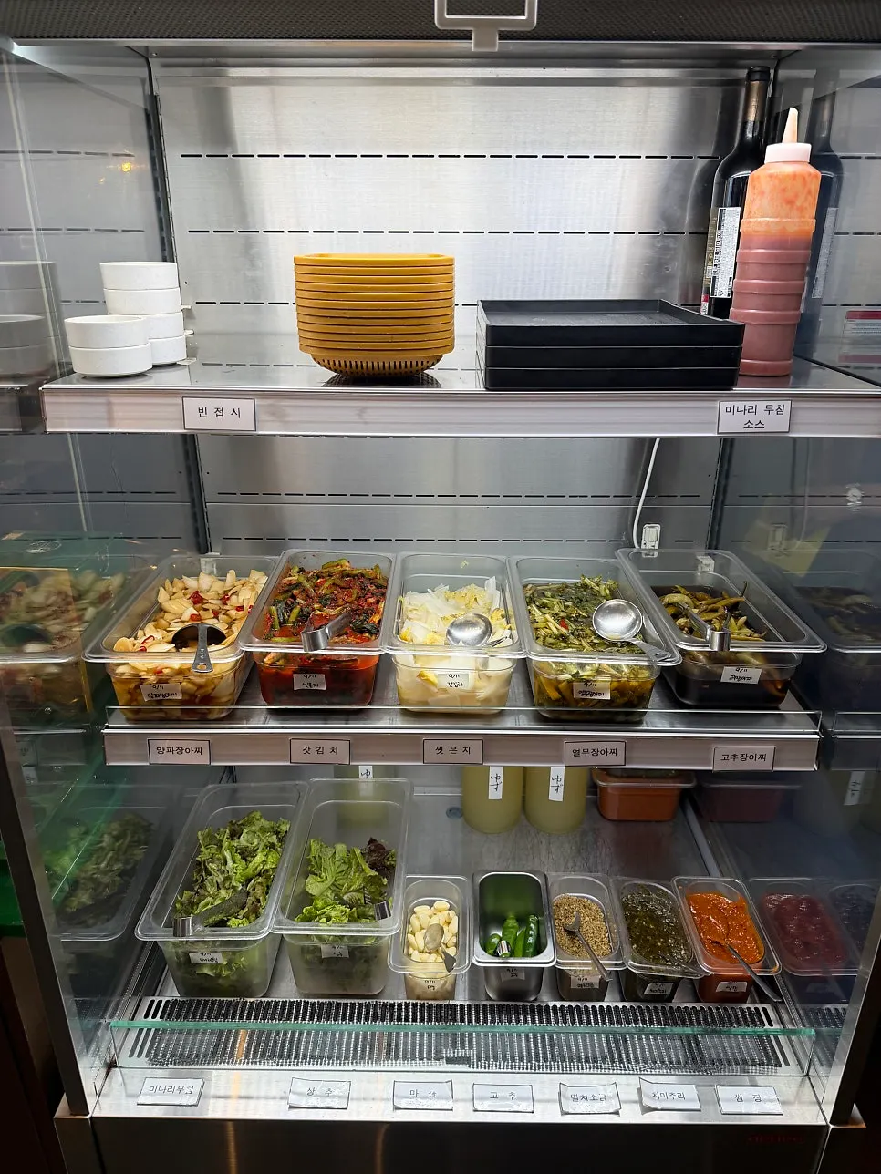 Self-serve bar at Gwang-anmok Haeundae Branch