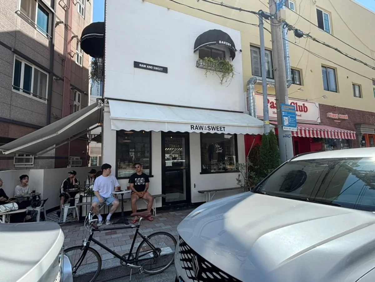 Exterior of Low & Sweet Bakery near Haeundae Station