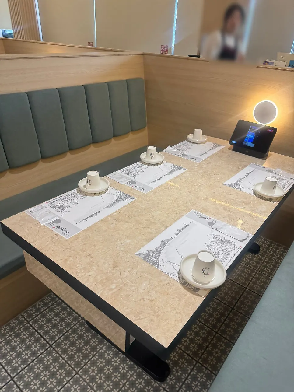 Table seating with ordering tablet