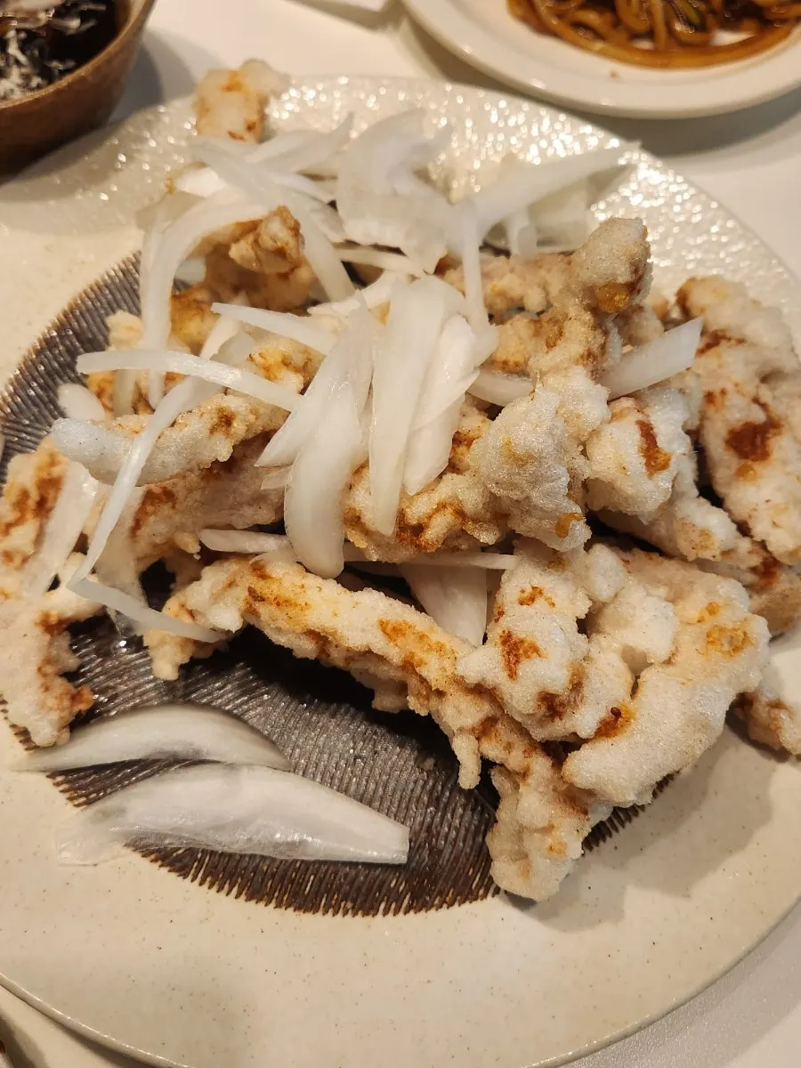 Tangsuyuk with sauce requested separately