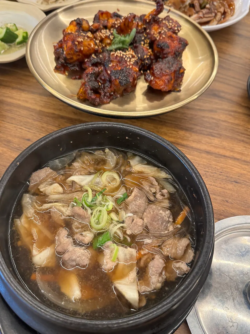 Bulgogi-style scorched-rice dish with monkfish and webfoot octopus