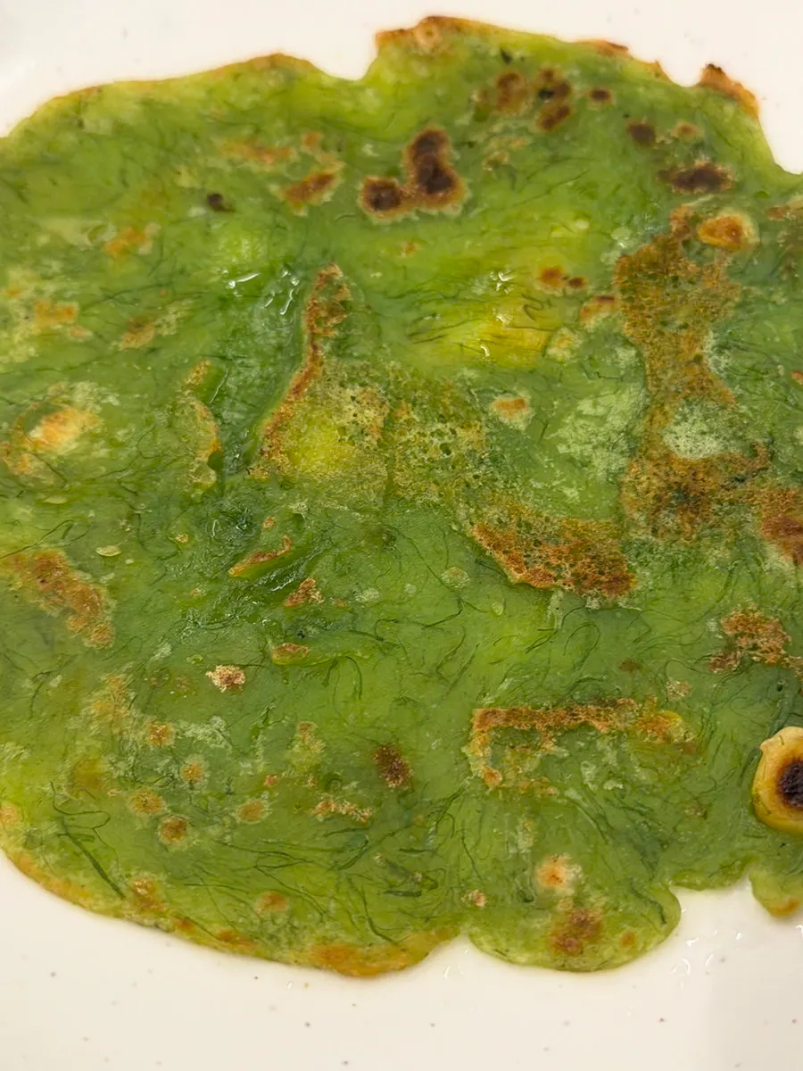 Alga tostada y mesa de acompañamientos