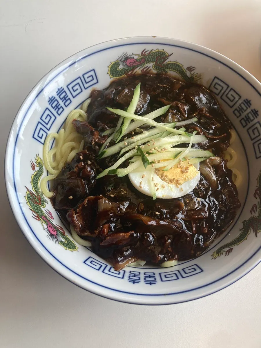 Spicy pepper gan-jjajang noodles and sauce