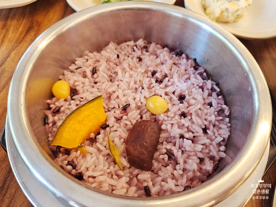 더도게장 식사 구성