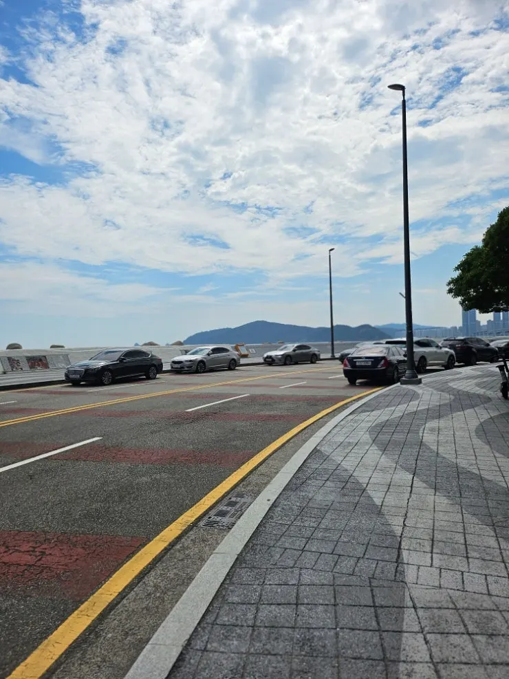 店門前道路停車空間