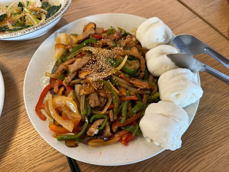 Chinese-style fried eggplant eohyang gaji