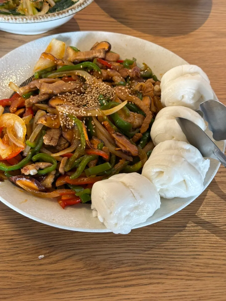 Close-up of thin-battered eohyang gaji