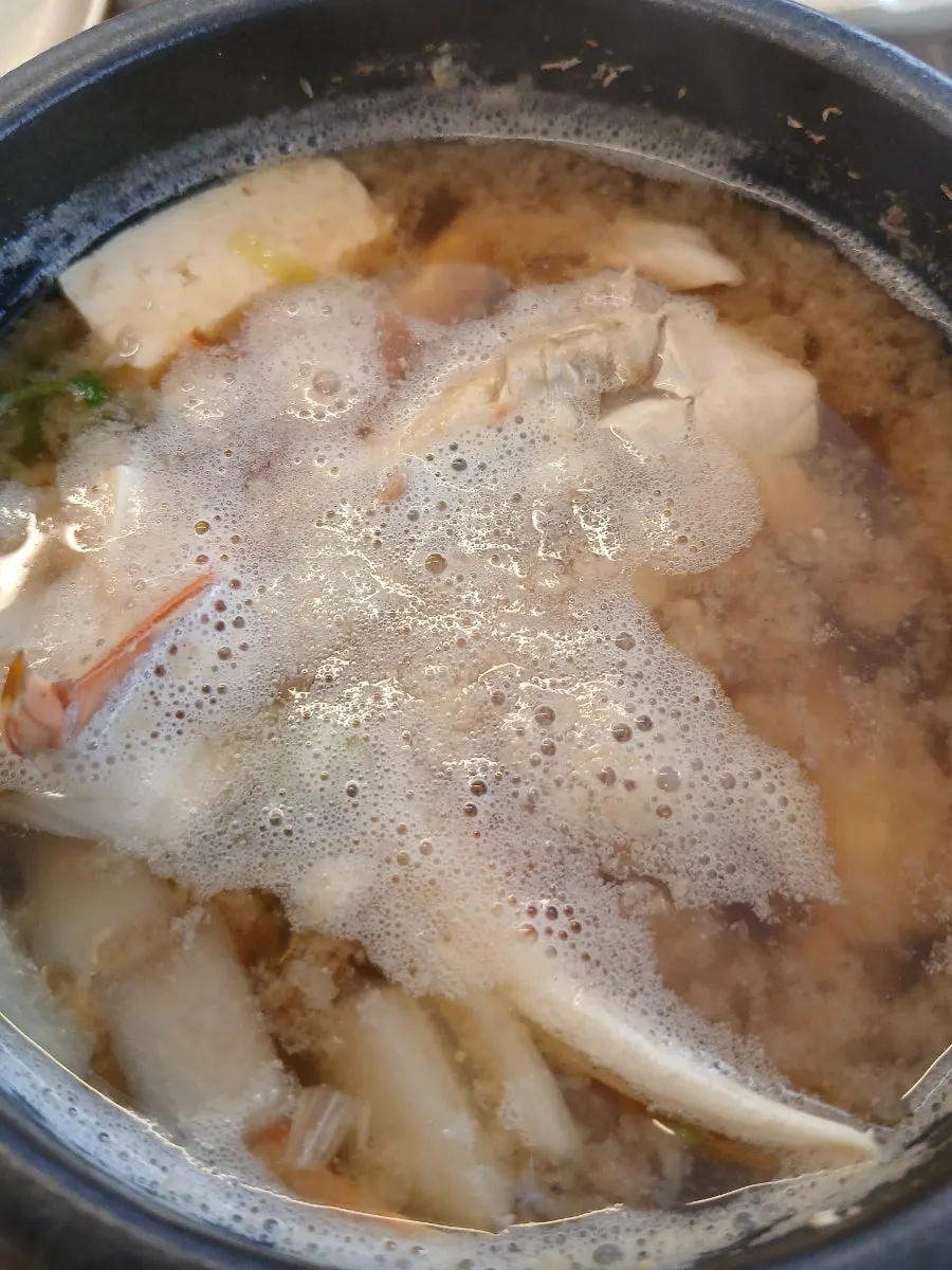 기본찬 접시 클로즈업
