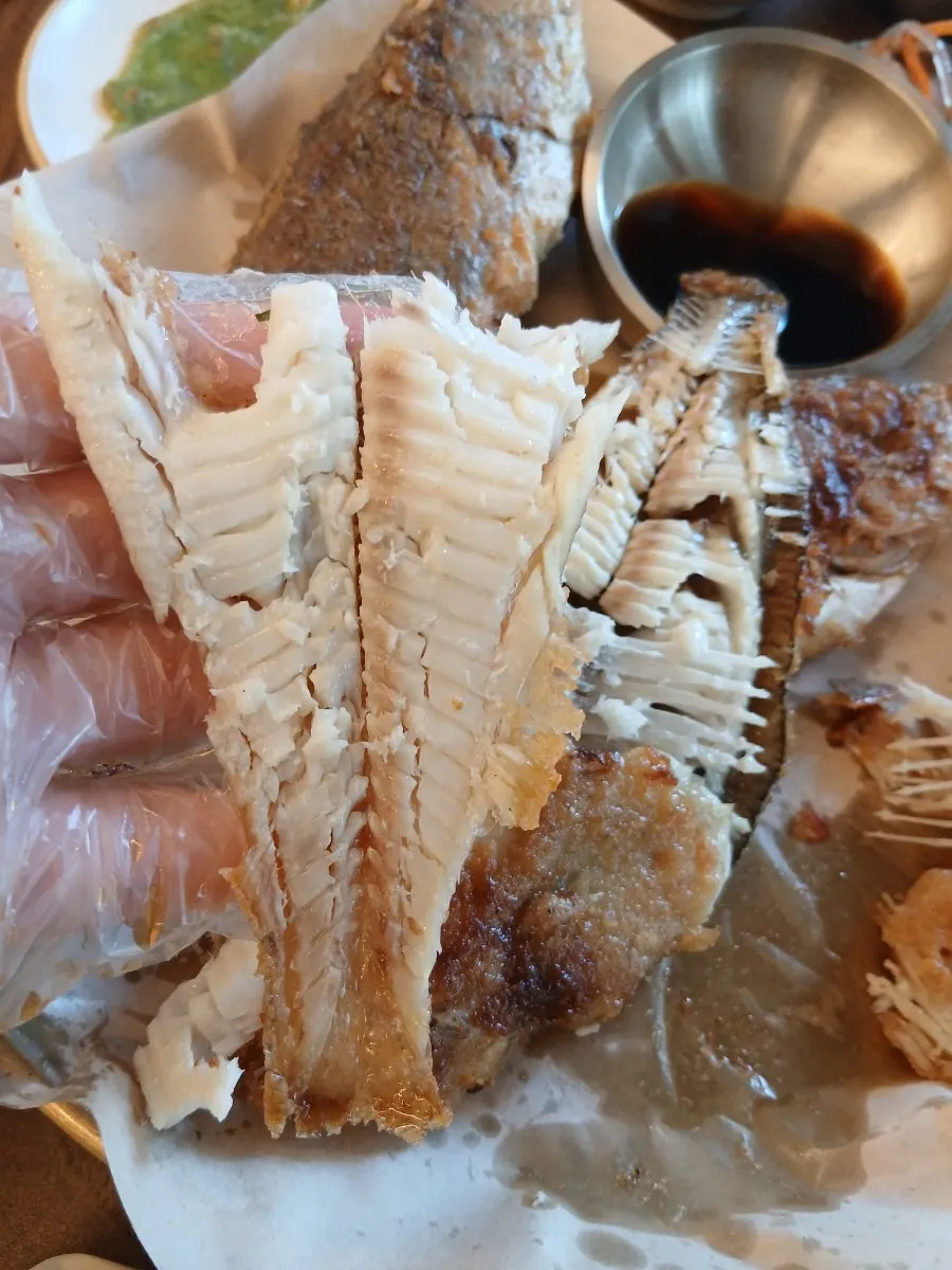 큼직하게 나온 생선구이 3종