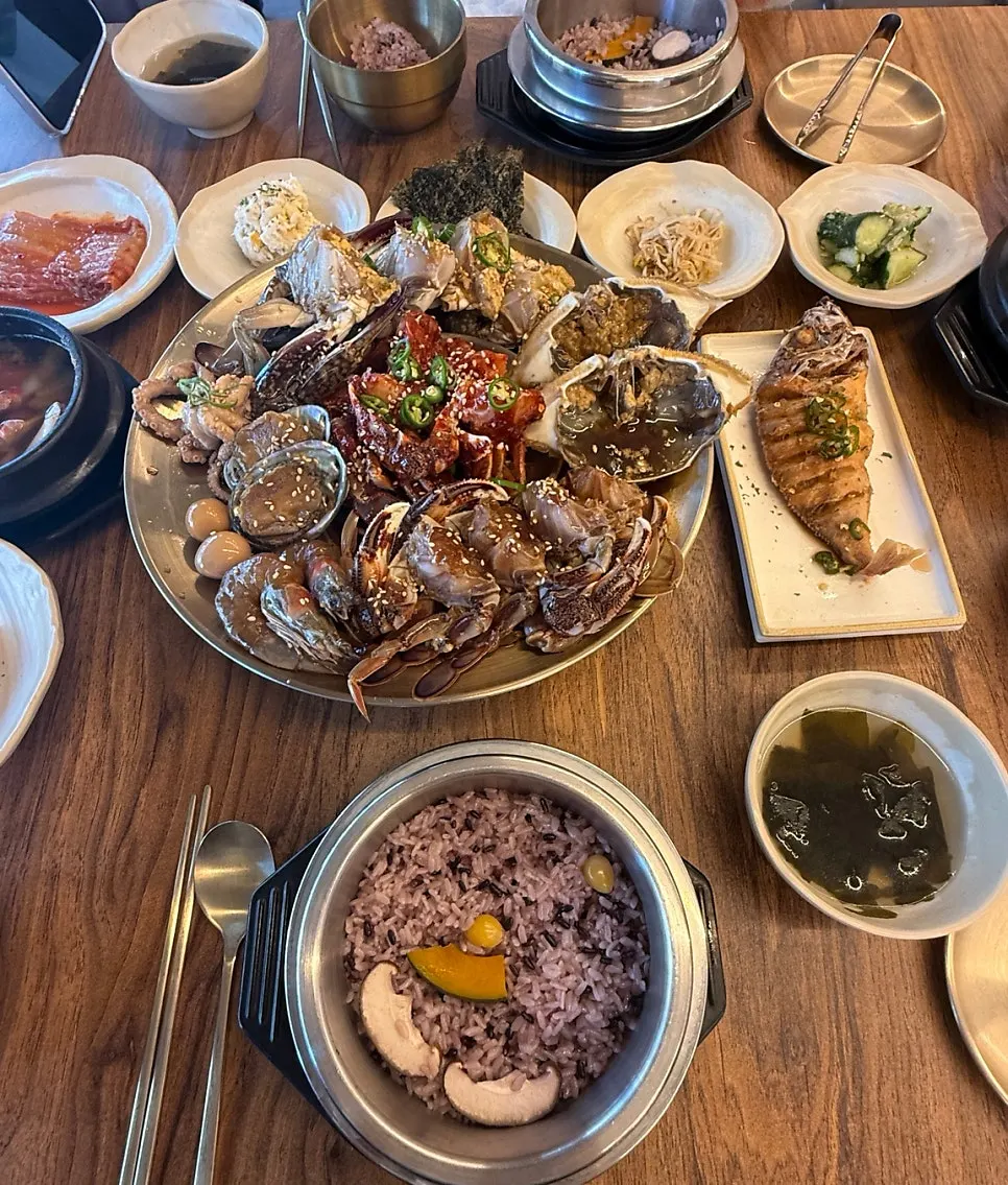 더도게장 모듬장 영양솥밥 한상차림 2인 상차림