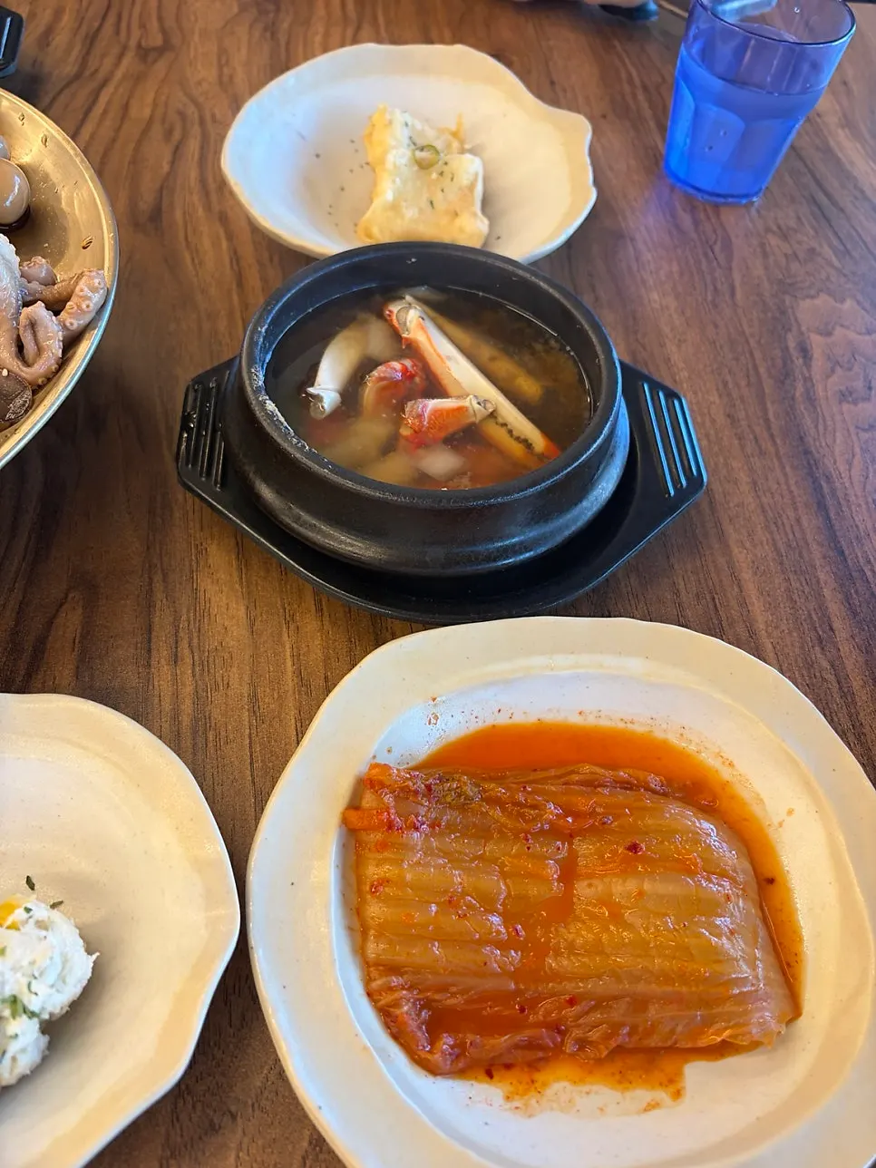 한상에 함께 나온 생선구이