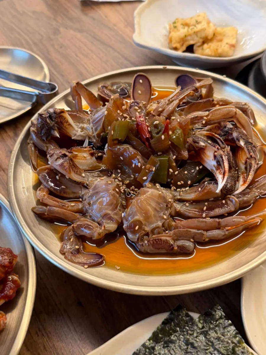 A piece of meaty Jeju yellow crab soy gejang
