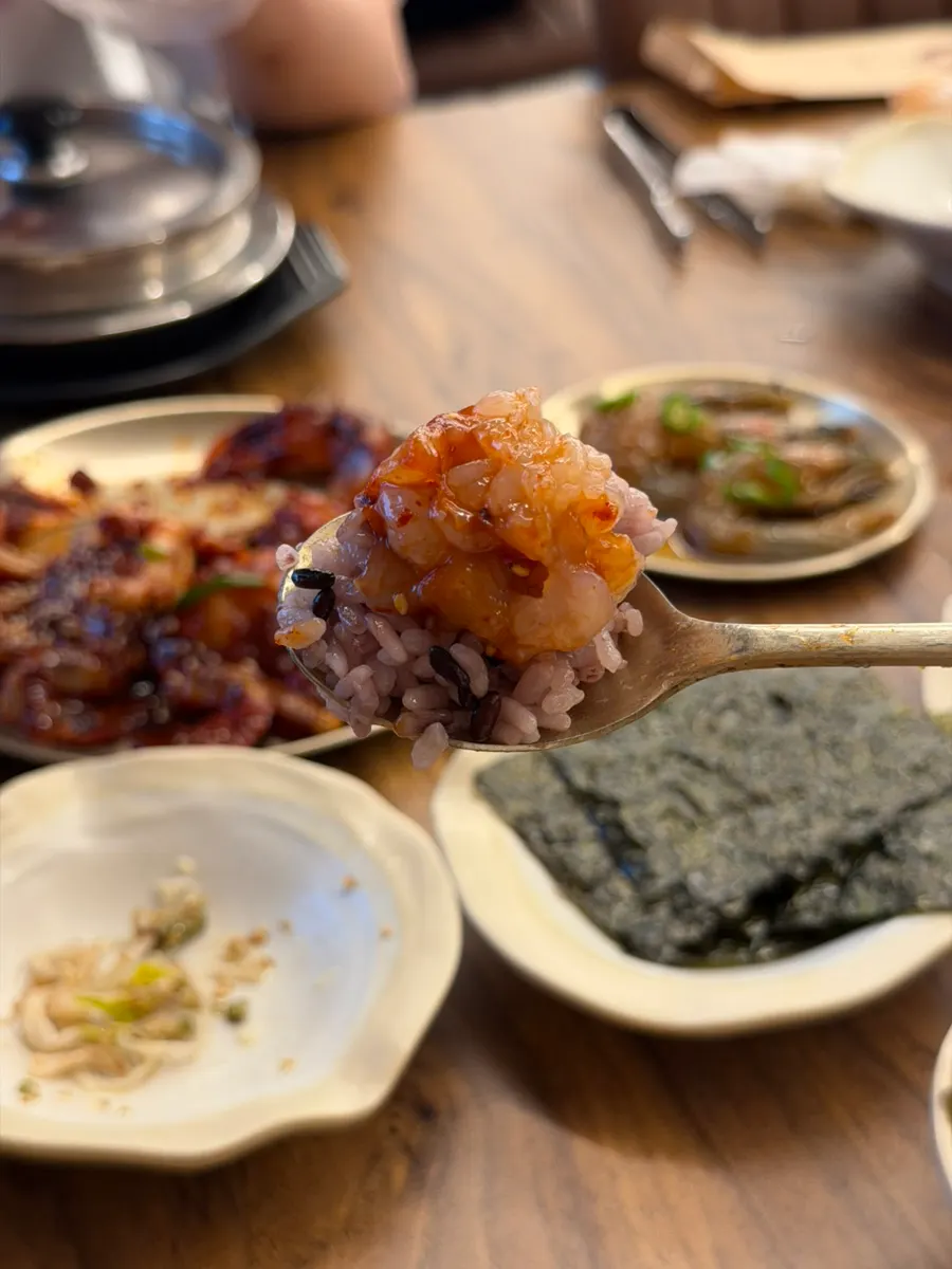 Close-up of creamy crab meat in soy gejang