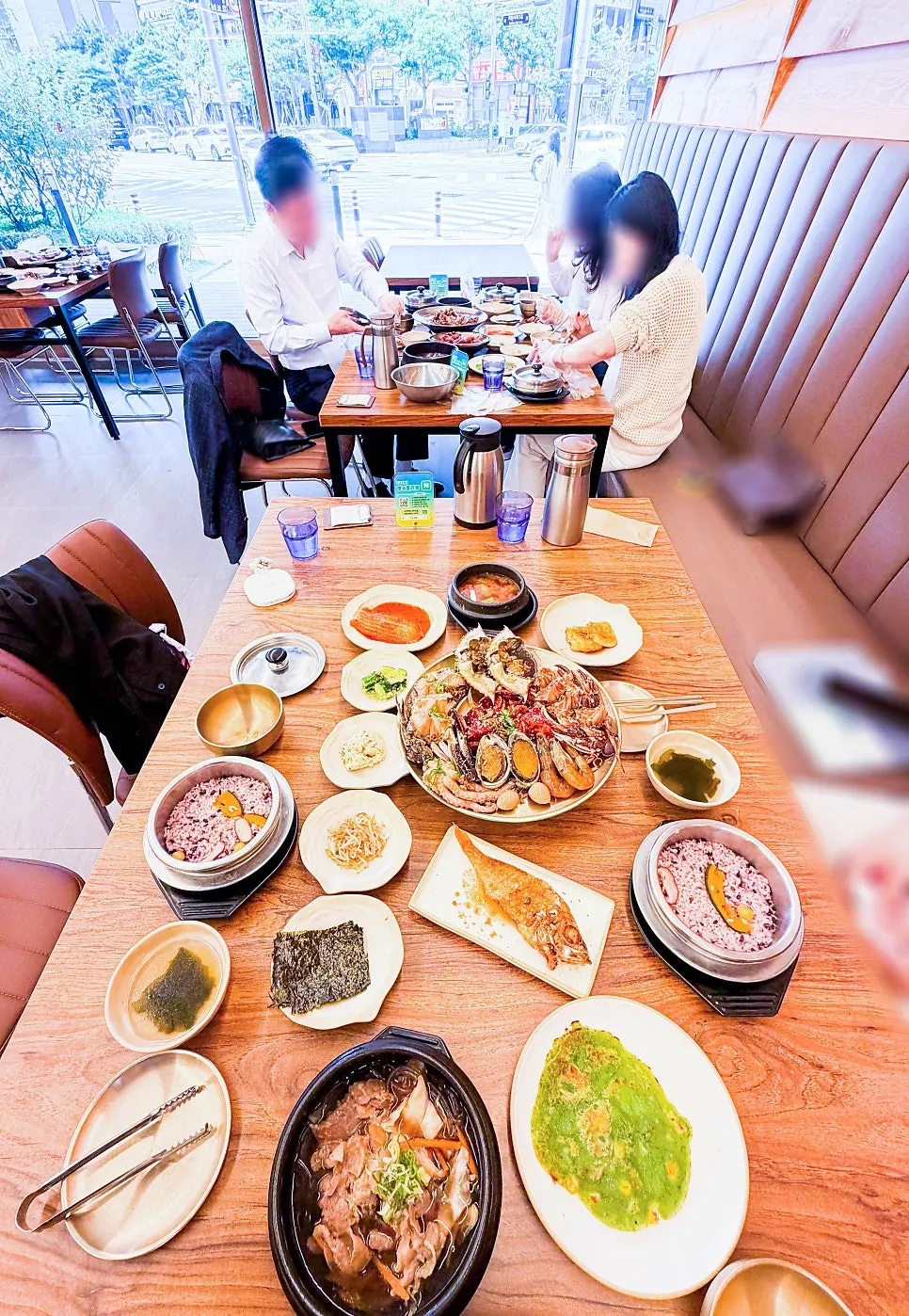The full set at Deodo Gejang after the meal