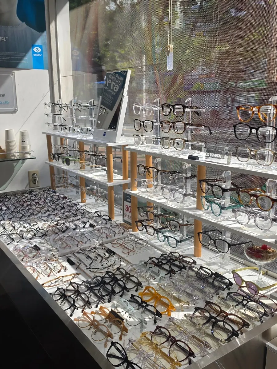 Store interior with premium frames on display