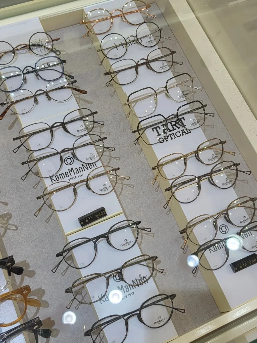 Kamemannen frames on display