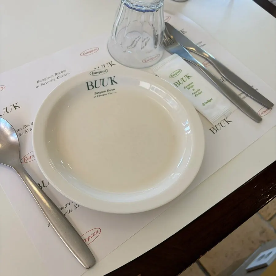 Warm and comfortable restaurant seating