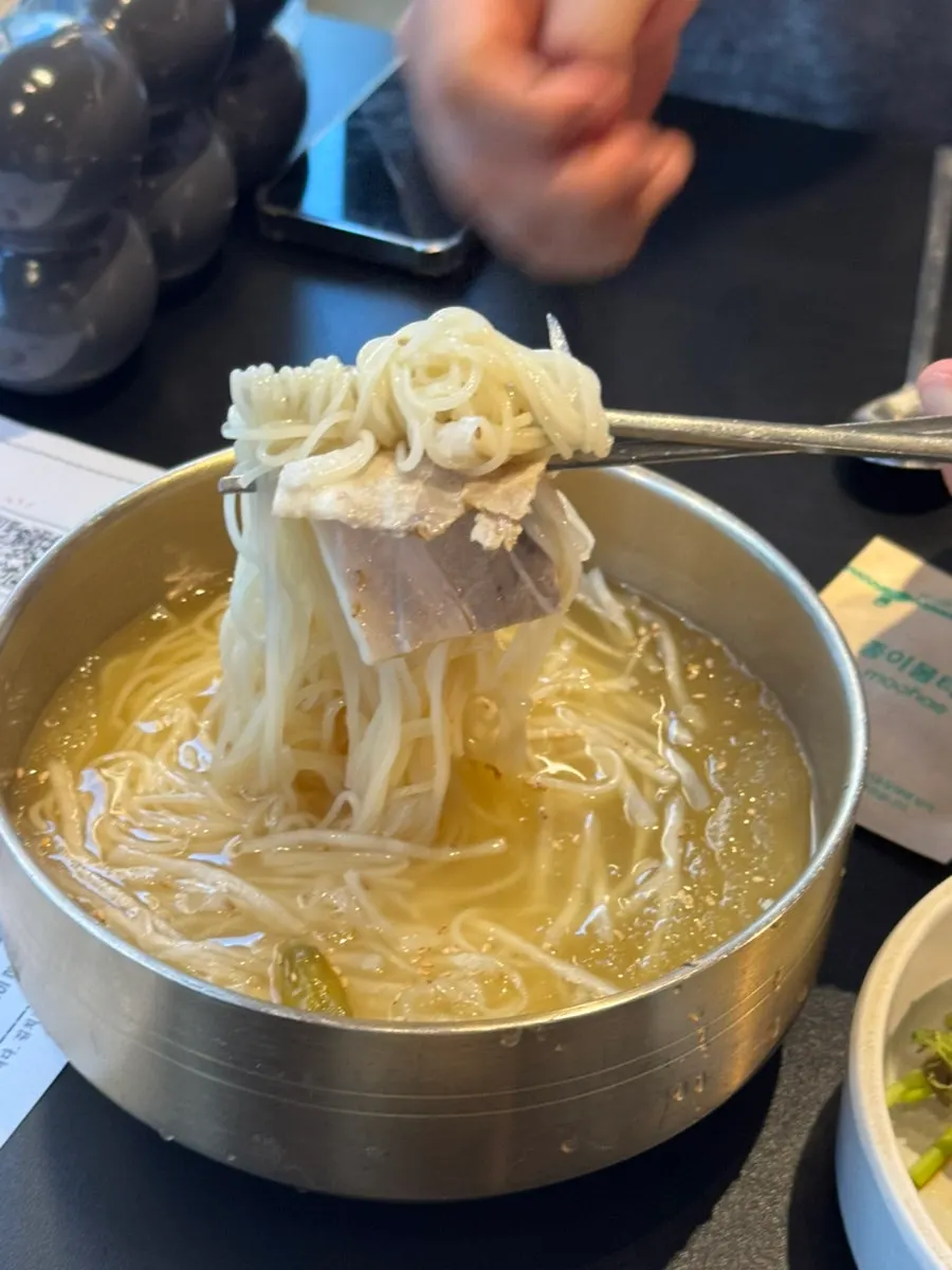동치미 국물 곁들임 사진