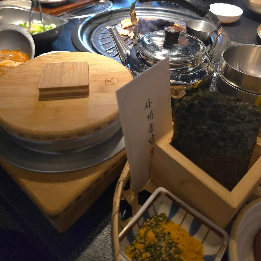 Chodang sweet corn pot rice served first-come, first-served