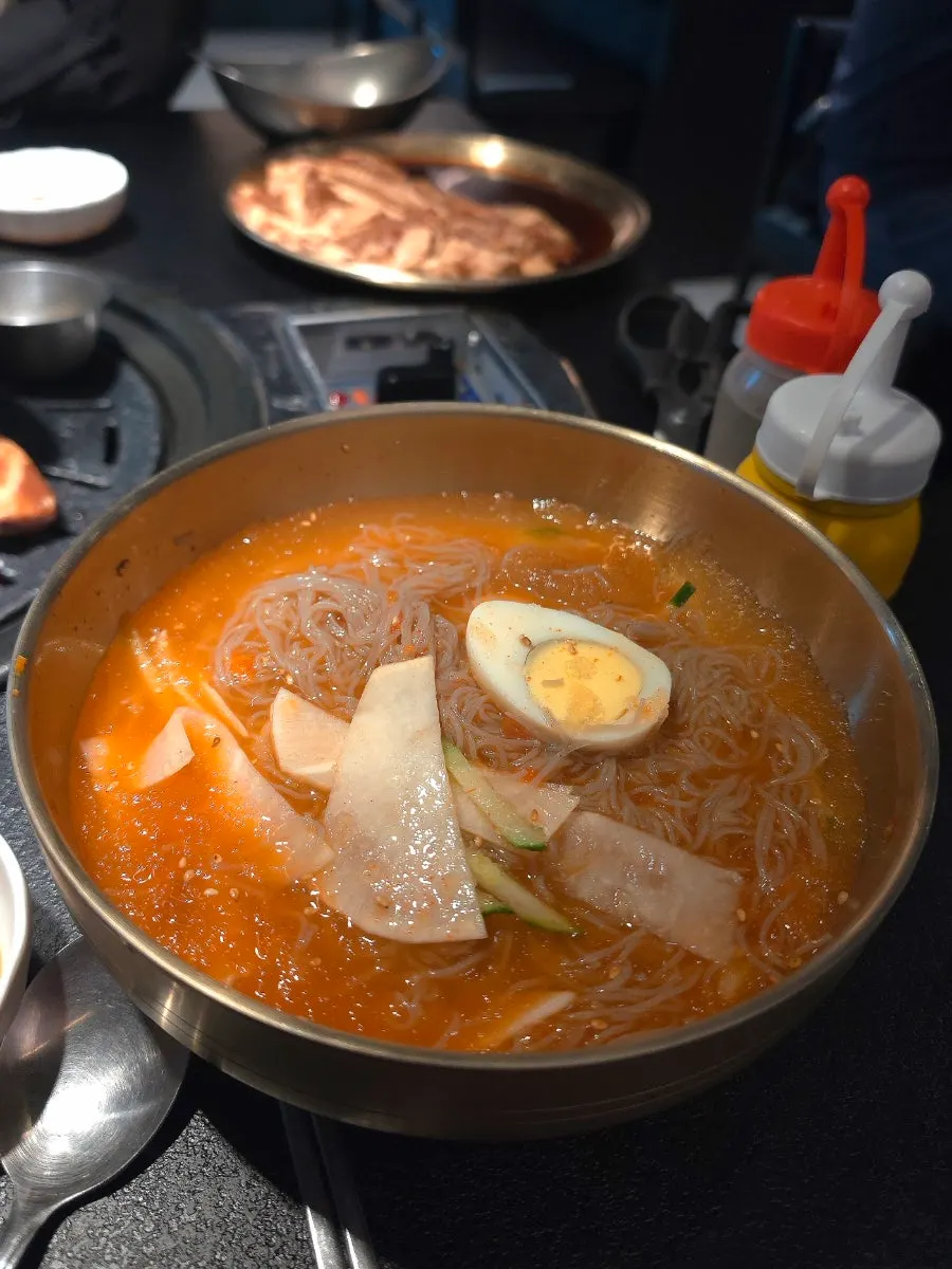 Refreshing mul naengmyeon to eat with meat
