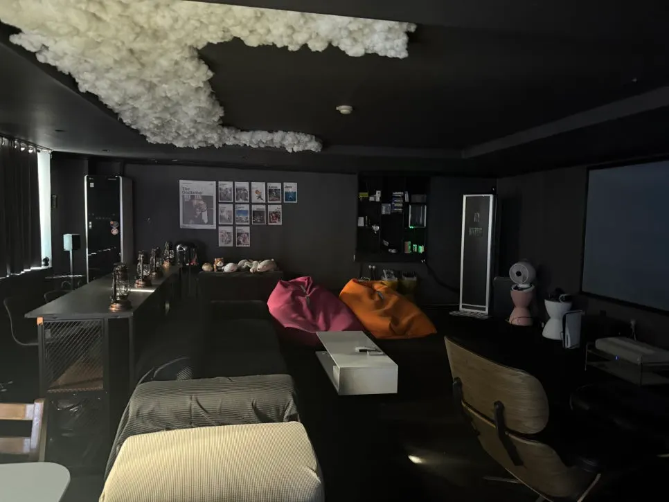 Relaxed atmosphere watching the screen in the private theater