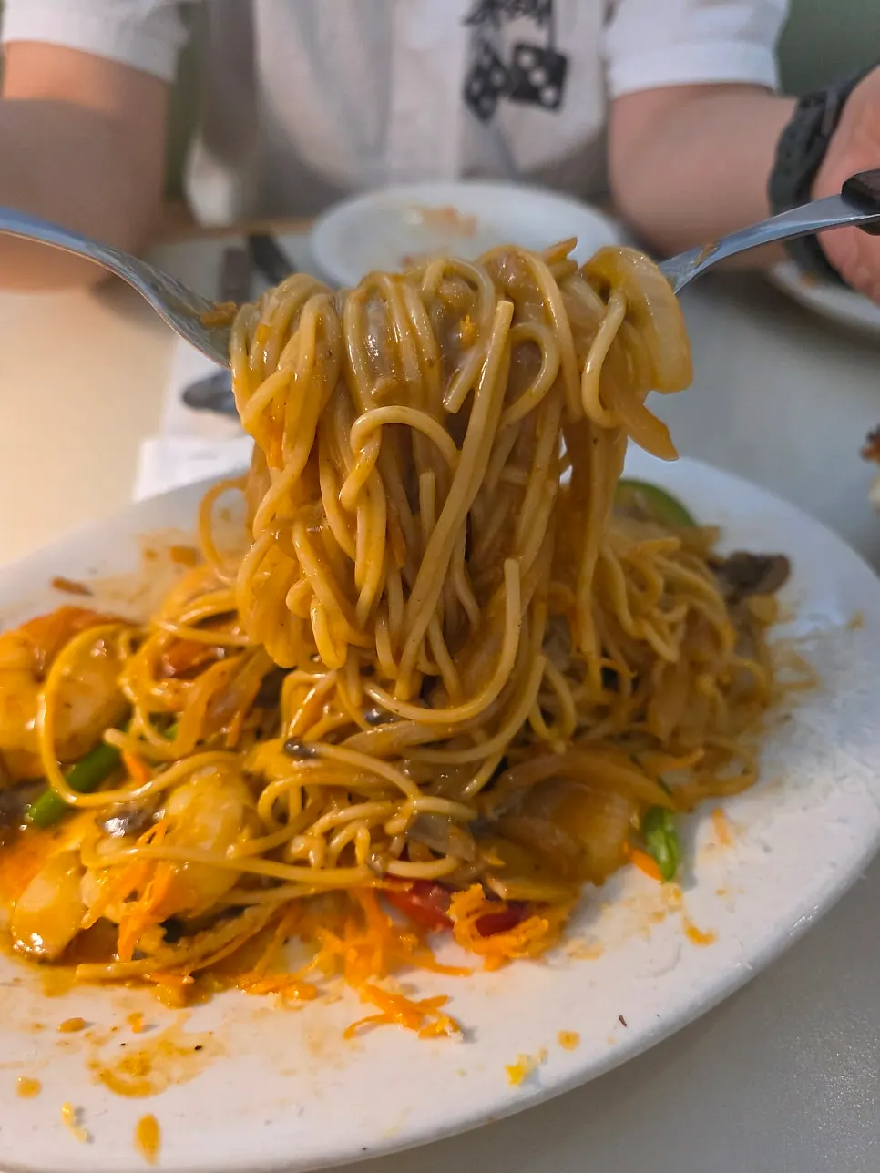 Well-tossed shrimp oil pasta