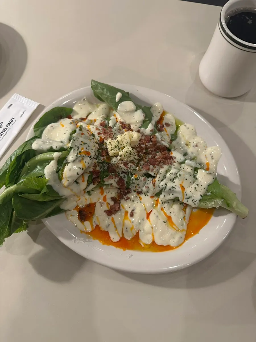 Table with the ordered dishes