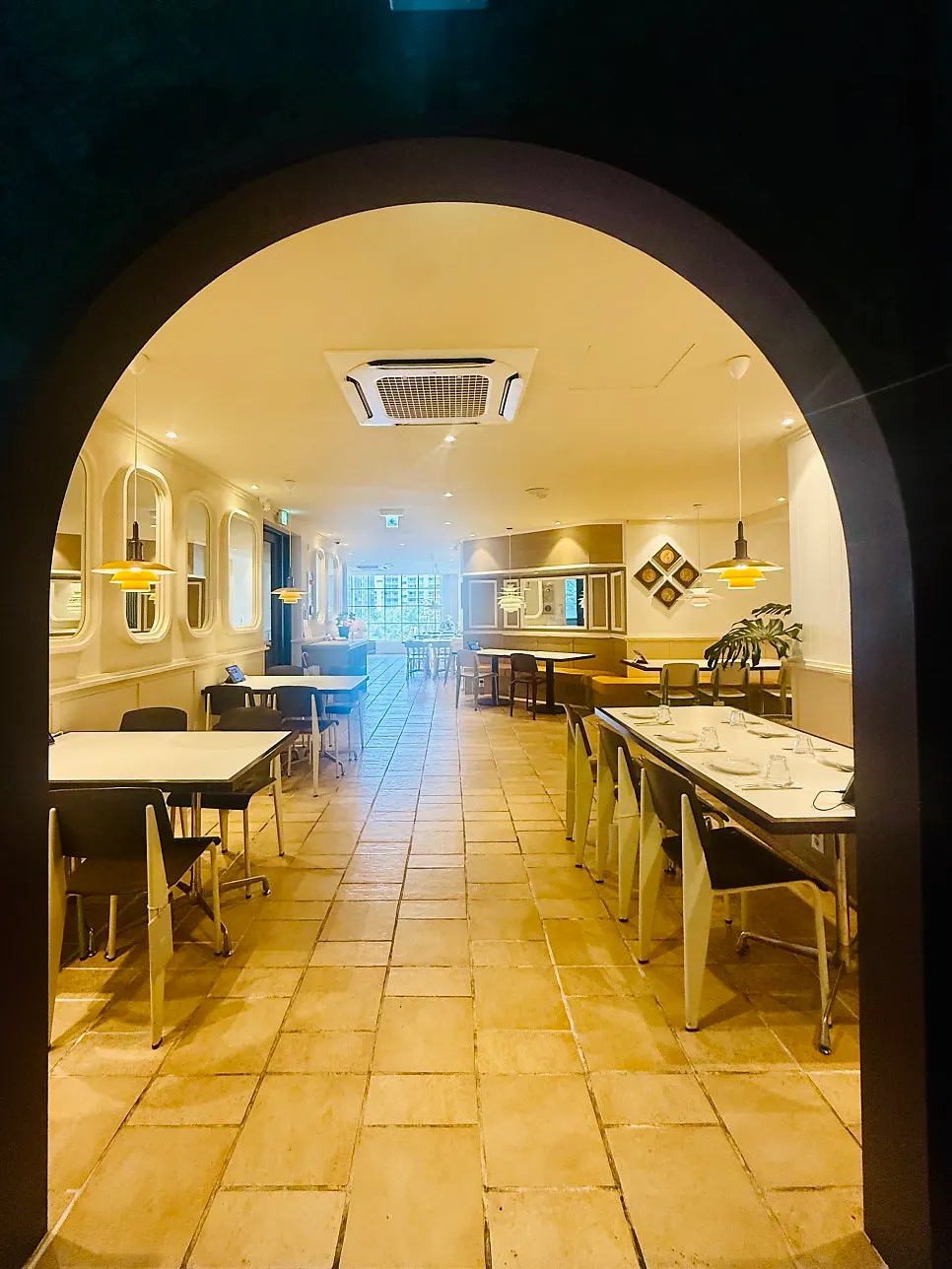Restaurant space with fresh floral decorations