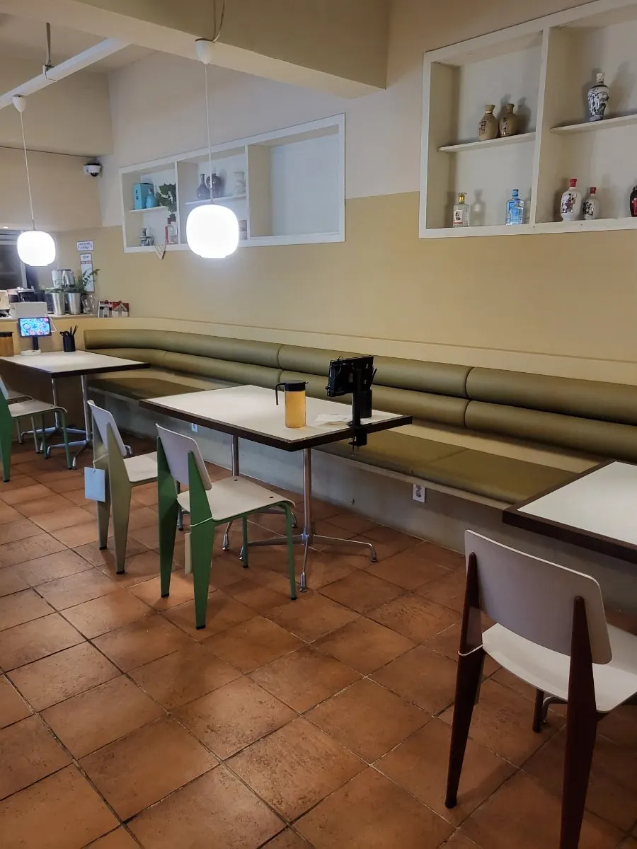 Table seating at Bueokgan Chinese