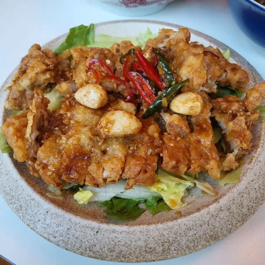 Ordered whole-garlic yuringi