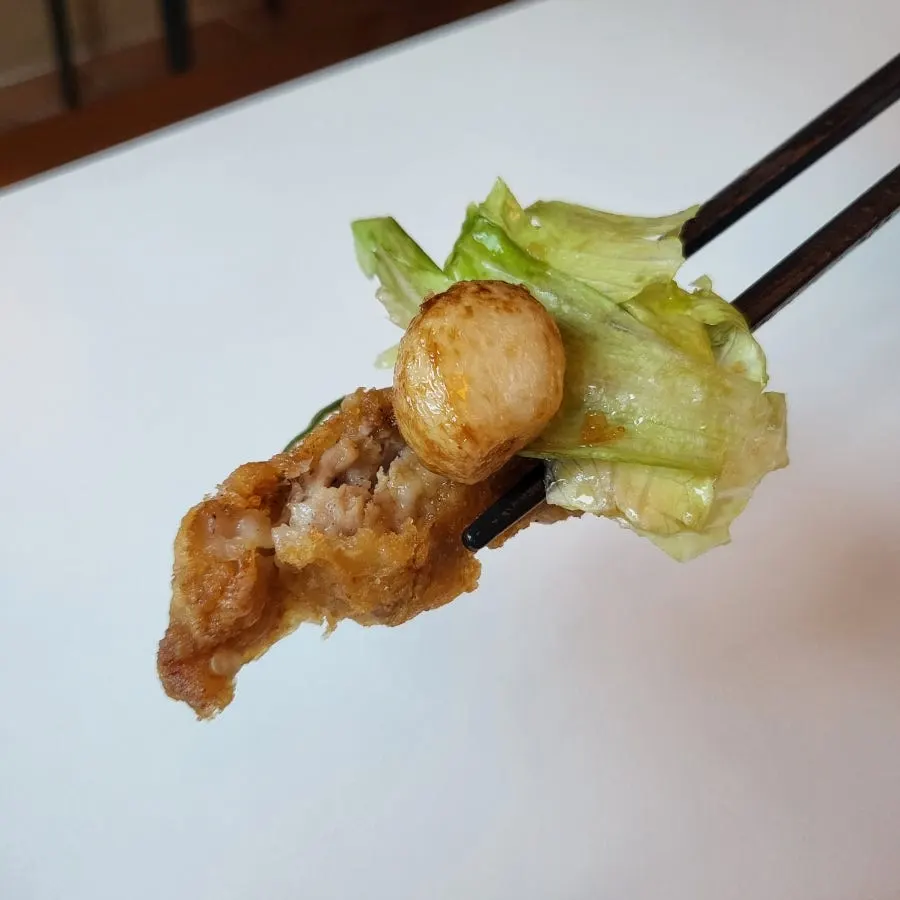 Yuringi with sweet-and-salty sauce