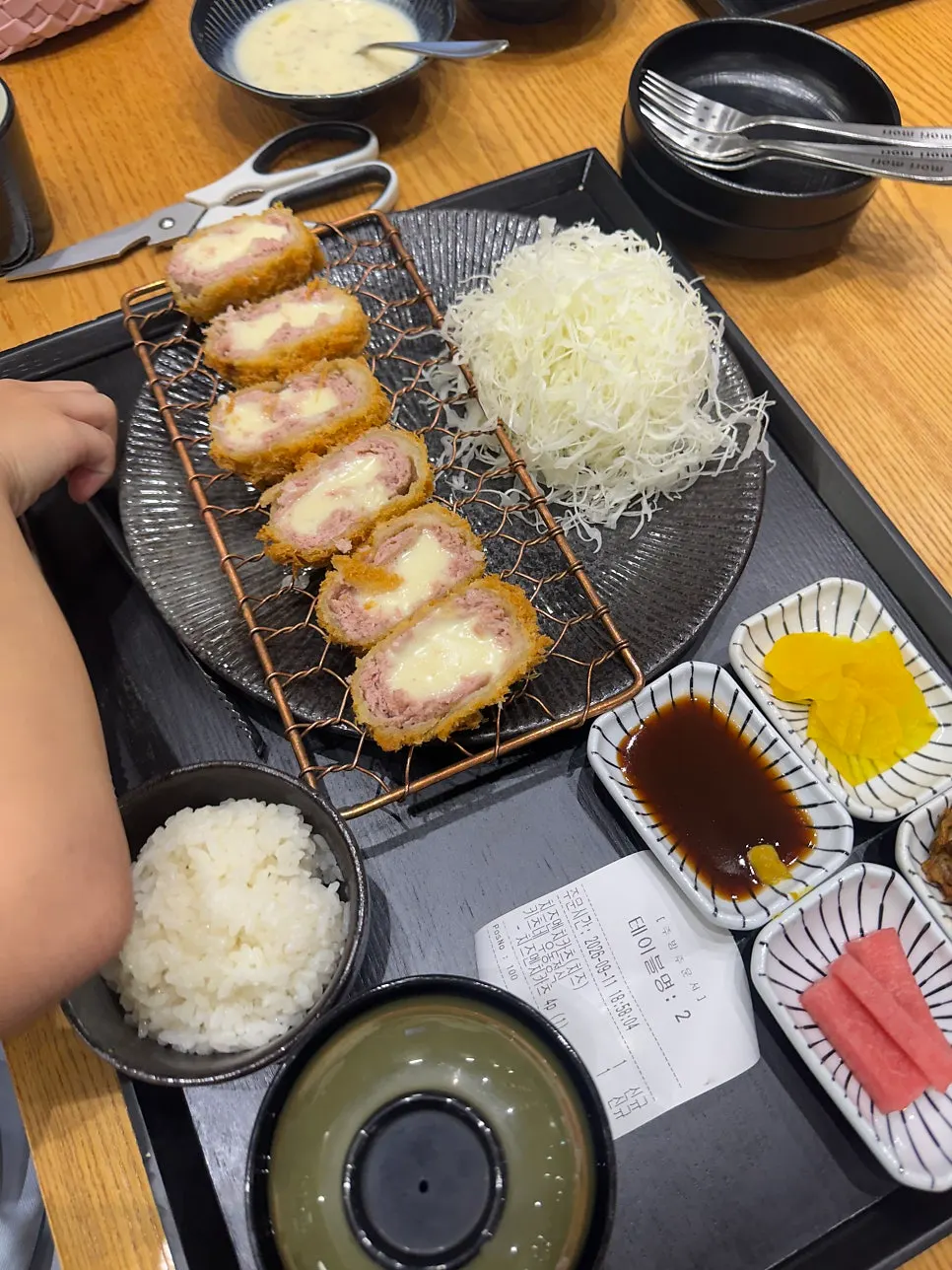 키츠네우동 정식 상차림