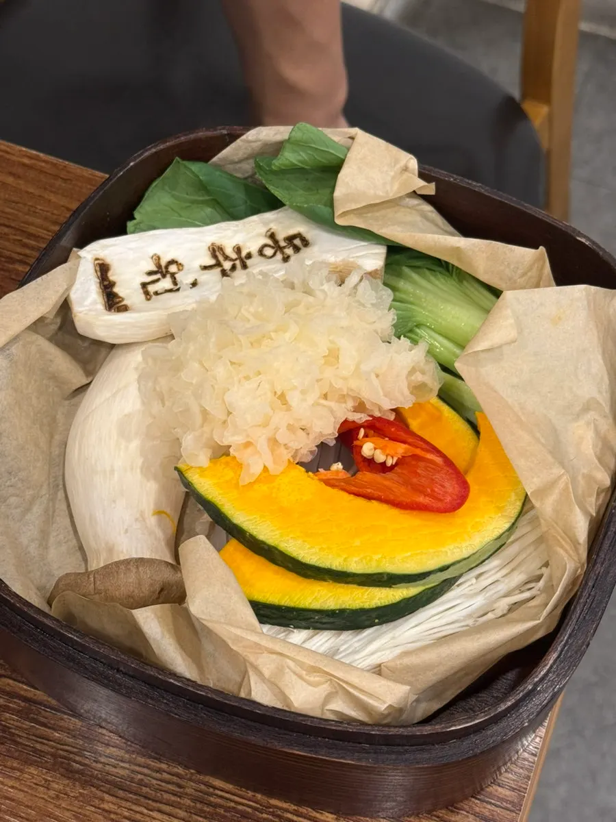 Dongchuwon Bulgogi menu shown on the table tablet